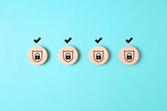 Autentificare și parolă, Securitate cibernetică, Protecție a datelor și acces securizat la internet, Persoane care folosesc parola OTP unică pe smartphone, Mesaje de plată securizate, Autentificare Verificare securizată OTP