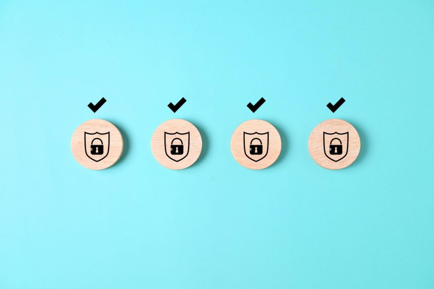 Autentificare și parolă, Securitate cibernetică, Protecție a datelor și acces securizat la internet, Persoane care folosesc parola OTP unică pe smartphone, Mesaje de plată securizate, Autentificare Verificare securizată OTP