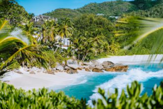 Frumoasă plajă exotică Anse Intendance din Seychelles, insula Mahe.