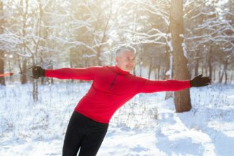 Concept de antrenament de forță funcțională în aer liber.