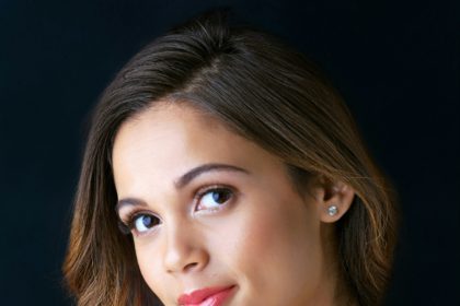 Vrei o piele cu o strălucire de strălucire care să reziste.